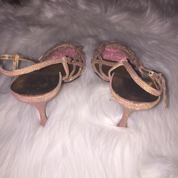 Dolce & Gabbana light pink sparkly strappy heels - Picture 3 of 8